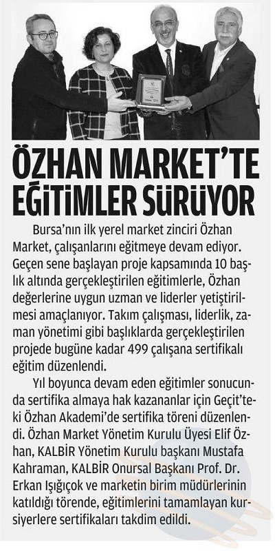 Market çalışanları eğitim sertifikalarını aldı